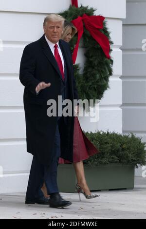 Washington, Stati Uniti. 05 dicembre 2020. Il presidente degli Stati Uniti Donald J. Trump e la First Lady Melania Trump partono dalla Casa Bianca a Washington, DC sabato 5 dicembre 2020 per partecipare a un raduno politico in Georgia. Foto di Chris Kleponis/UPI Credit: UPI/Alamy Live News Foto Stock