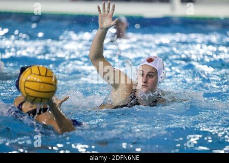 Roma, Italia. 5 dicembre 2020. Roma, Italia, Lido di Ostia, 05 dicembre 2020, Domitilla Picozzi (SIS Roma) durante Lifebrain SIS Roma vs Ekipe orizzonte - Waterpolo Italian Serie A1 Women Match Credit: Luigi Mariani/LPS/ZUMA Wire/Alamy Live News Foto Stock