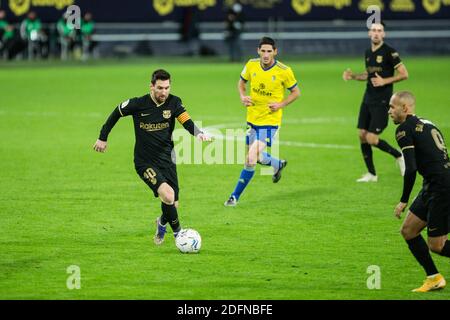 Cadice, Spagna. 05 dicembre 2020. Lionel messi di Barcellona durante il campionato spagnolo la Liga partita di calcio tra Cadice CF e FC Barcellona il 5 dicembre 2020 allo stadio Ramon de Carranza di Cadice, Spagna - Foto Joaquin Corchero / Spagna DPPI / DPPI / LM Credit: Paola Benini/Alamy Live News Foto Stock