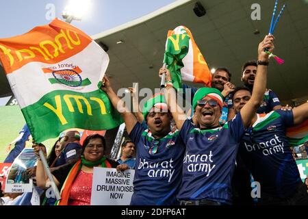 Sydney, Australia. 06 dicembre 2020. Tifosi indiani durante il 2 ° Dettol ODI T20I Series match tra Australia e India a Sydney Cricket Ground, Sydney, Australia il 6 dicembre 2020. Foto di Peter Dovgan. Solo per uso editoriale, è richiesta una licenza per uso commerciale. Nessun utilizzo nelle scommesse, nei giochi o nelle pubblicazioni di un singolo club/campionato/giocatore. Credit: UK Sports Pics Ltd/Alamy Live News Foto Stock