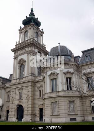 Festetics Palace, Keszthely (situato sulla riva occidentale del Lago Balaton), Zala contea, Ungheria, Magyarország, Europa Foto Stock