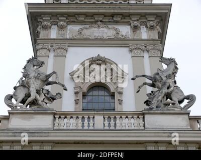 Festetics Palace, Keszthely (situato sulla riva occidentale del Lago Balaton), Zala contea, Ungheria, Magyarország, Europa Foto Stock