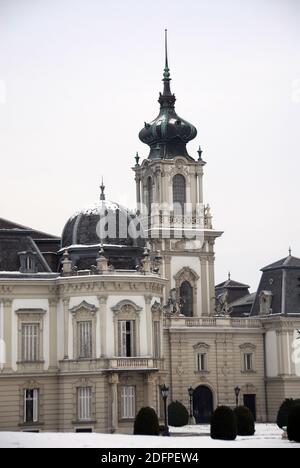 Festetics Palace, Keszthely (situato sulla riva occidentale del Lago Balaton), Zala contea, Ungheria, Magyarország, Europa Foto Stock