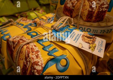 Eataly è una destinazione gastronomica italiana per lo shopping e i ristoranti a New York City, USA Foto Stock