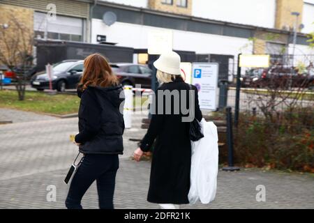 Loredana bei der Ankunft zur TV Spendengala 'Ein Herz für Kinder' 2020 im Studio G in Adlershof. Berlino, 05.12.2020 Foto Stock