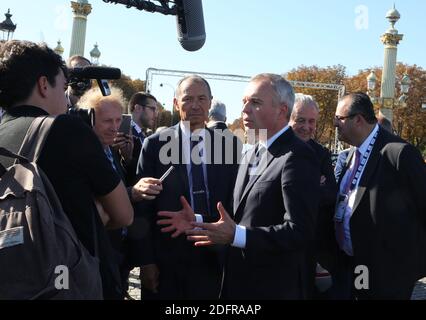 Ministre de l'ecologie Francois de Rugy a l'inauguration d'un centre d'essais de veyules electriques, a l'occasione du Salon de l'Automobile sur la Place de la Concorde a Parigi, Francia, il 4 ottobre 2018. Foto di Somer/ABACAPRESS.COM Foto Stock