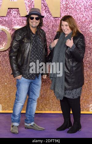 Phil Campbell e sua moglie frequentano la prima mondiale della Rhapsody boema alla Wembley Arena di Londra, Inghilterra, il 23 ottobre 2018. Foto di Aurore Marechal/ABACAPRESS.COM Foto Stock