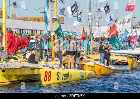 Atmosfera sul porto di St Malo prima della partenza della Route du Rhum 2018, il 3 novembre 2018. Foto di Arnaud Masson/ABACAPRESS.COM Foto Stock