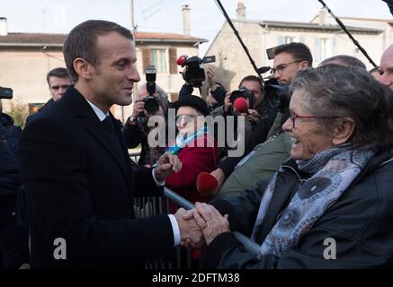 Il presidente francese Emmanuel Macron a Les Eparges, Francia orientale, martedì 6 novembre 2018, nell'ambito delle cerimonie che segnano il centenario della fine della prima guerra mondiale. Foto di Jacques Witt/piscina/ABACAPRESS.COM Foto Stock