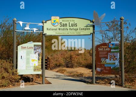 Centro visitatori arco di ingresso San Luis National Wildlife Refuge, California Foto Stock
