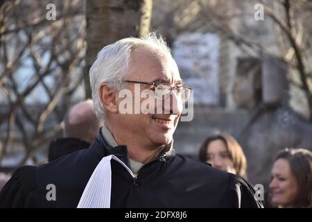 Avvocato e vice-batonnier Basile Ader protesta durante una manifestazione contro l'ultimo piano di riforma della giustizia, il 12 dicembre 2018, a Place Du Chatelet, a Parigi, Francia. Foto di Patrice Pierrot/Avenir Pictures/ABACAPRESS.COM Foto Stock