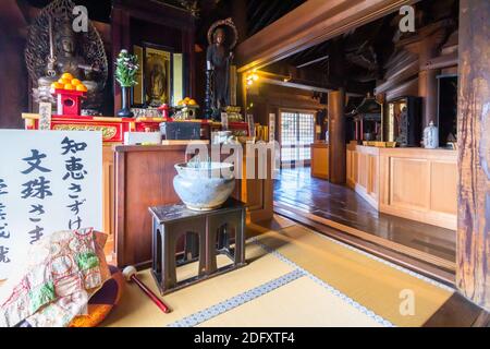 Presso i terreni del Tempio di Shinpuku-ji nella Prefettura di Aichi in Giappone Foto Stock