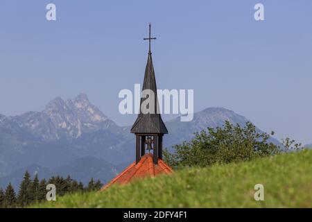 Geografia / viaggio, Germania, Baviera, Rieden al lago di Forggen (Forggensee), cappella di fronte, diritti aggiuntivi-clearance-Info-non-disponibile Foto Stock