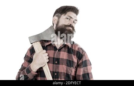 Abbastanza coraggiosi. Brutale Lumberjack. Taglio del legno. Lama affilata. La brutalità e la mascolinità. Barbuto Lumberjack. Stile Lumberjack. Uomo con ax. Uomo Barbuto tenere ax isolati su bianco. Concetto di pericolo. Foto Stock