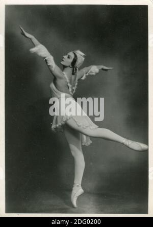 Natalia Mikhailovna Dudinskaya (21 agosto [O.S. 8 agosto 1912, a Kharkiv – San Pietroburgo, 29 gennaio 2003) è stata una ballerina russa. Foto Stock
