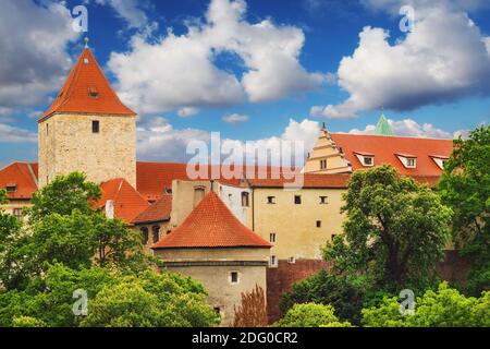 Palazzo Lobkowicz e Torre Daliborka a Praga, Repubblica Ceca Foto Stock