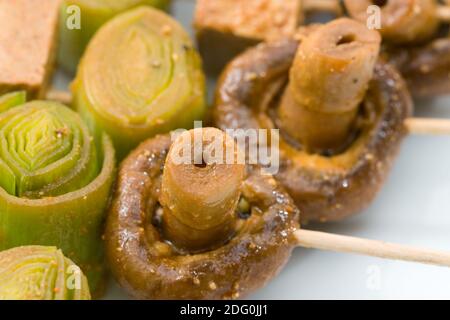 Spiedini vegetariani asiatici - spiedini vegetariani asiatici Foto Stock