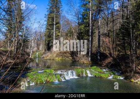 Hasenbach bei der Wimsener Höhle, Hayingen Foto Stock