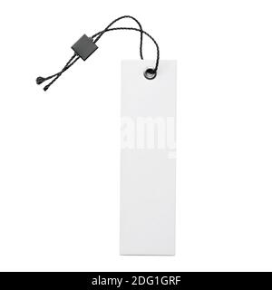 Cartoncino bianco etichetta prezzi isolata su sfondo bianco, etichetta abbigliamento vista frontale con spazio copia, immagine da primo piano reale Foto Stock
