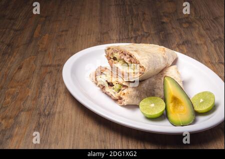 Cucina gourmet messicana tradizionale. Cibo messicano sul tavolo. Foto Stock