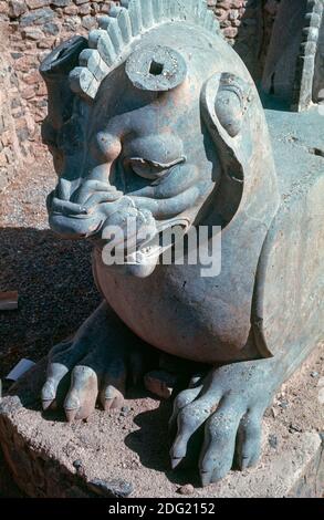 Capitale del leone, il palazzo Acaemenide Apadana, costruito da Dario i e Xerxes i, Persepolis, Iran Foto Stock