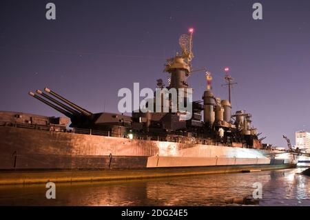 La corazzata North Carolina è a casa a Wilmington Foto Stock