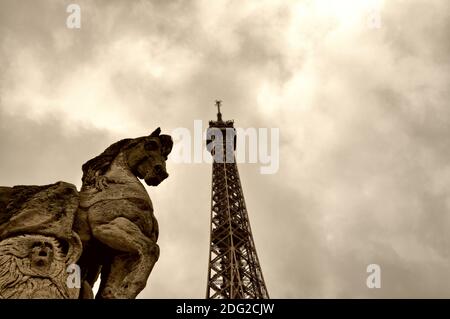 Parigi. Splendida vista sulla Torre Eiffel. La Tour Eiffel in inverno Foto Stock