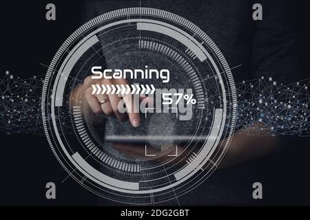 Scansione delle impronte digitali sullo schermo digitale. Interfaccia del sistema di identificazione Foto Stock