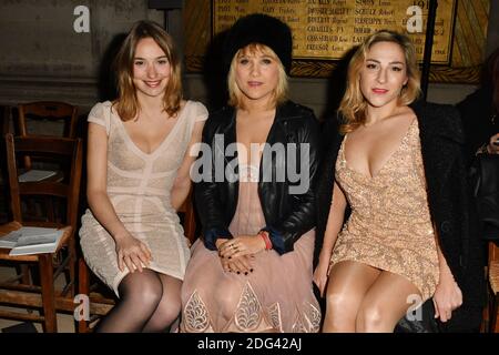 Deborah François, Berengere Krief e Marilou Berry partecipano agli spettacoli Tony Ward Haute Couture Primavera Estate 2017 come parte della settimana della Moda di Parigi il 23 gennaio 2017 a Parigi, Francia. Foto di Laurent Zabulon/ABACAPRESS.COM Foto Stock