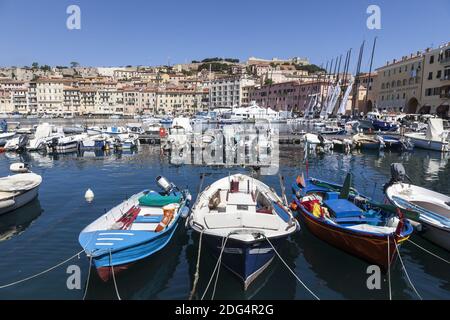 Portoferraio, il vecchio porto, Elba, Toscana, Italia Foto Stock