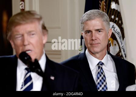 Il presidente DEGLI STATI UNITI Donald Trump annuncia il candidato alla Corte Suprema Neil M. Gortali nella stanza orientale della Casa Bianca, a Washington, DC, USA, 31 gennaio 2017. Foto di Olivier Douliery/ABACAPRESS.COM Foto Stock