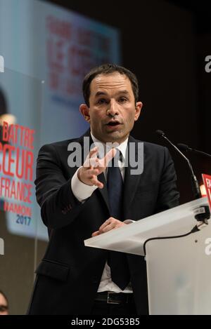 Benoit Hamon è stato ufficialmente investito nelle elezioni presidenziali francesi del 2017 alla Convenzione Nazionale del Partito Socialista (PS) alla Maison de la Mutualité a Parigi, Francia, il 5 febbraio 2017. Foto di Samuel Boivin / ABACAPRESS.COM Foto Stock