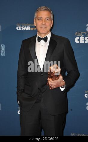 George Clooney durante la 42° edizione del Cesar Cinema Awards tenutosi presso la Salle Pleyel di Parigi, Francia, il 24 febbraio 2017. Foto di Alban Wyters/ABACAPRESS.COM Foto Stock