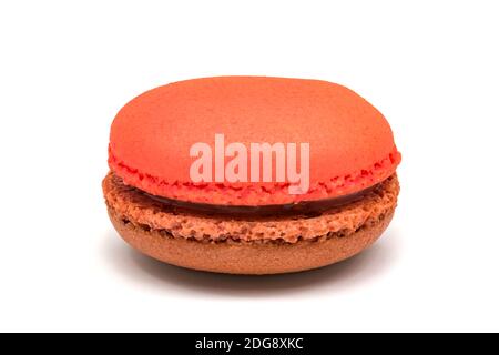 Primo piano di macaron dolce a due tonalità Foto Stock