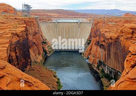 Glen Canyon Damm am Lake Powell, Arizona, Stati Uniti Foto Stock