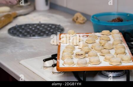 Cucina gnocchi a casa Foto Stock