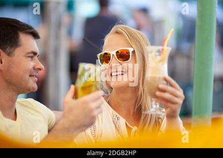 Un tempo di cocktail Foto Stock