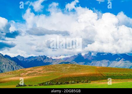 Vista della valle sacra degli Incas vicino Cusco Foto Stock