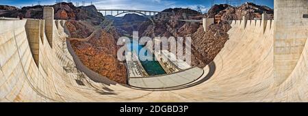 Hoover Dam, Lake Mead, confine Arizona-Nevada, Stati Uniti Foto Stock