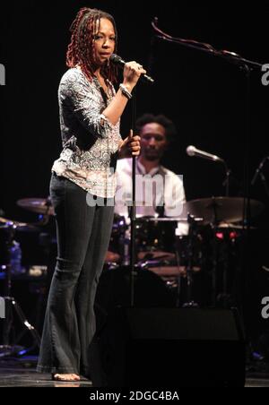 La cantante soul Lisa Simone, figlia del compianto Nina Simone, suona dal vivo presso la Grand Angle Concert Hall di Voiron, Isere, Francia, il 7 aprile 2017. Foto di Francois Maquaire/ABACAPRESS.COM Foto Stock