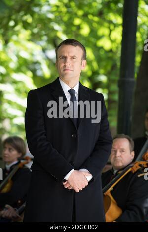 Il Presidente eletto Emmanuel Macron partecipa a una cerimonia per celebrare l'anniversario dell'abolizione della schiavitù mercoledì 10 maggio 2017 a Parigi. Foto IN PISCINA/Pierre Villard/ABACAPRESS.COM Foto Stock