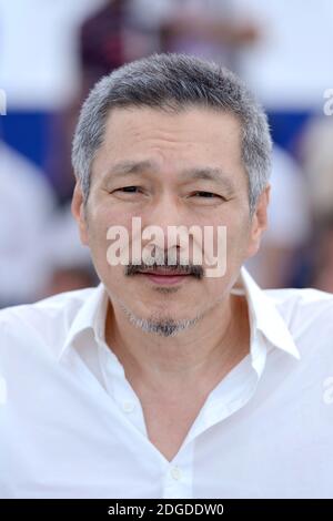 Hong SangSoo partecipa alla fotocellula il giorno dopo (Geu Hu) come parte del 70° Festival del Cinema di Cannes, in Francia, il 22 maggio 2017. Foto di Aurore Marechal/ABACAPRESS.COM Foto Stock