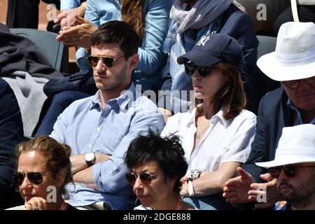 L'attore Gaspard Ulliel e sua moglie Gaelle frequentano il 2017 French Tennis Open al Roland Garros il 7 giugno 2017 a Parigi, Francia. Foto di Laurent Zabulon/ABACAPRESS.COM Foto Stock