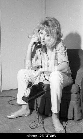 Esclusivo - immagine di file dell'attrice Mireille Darc morì a 79 anni. Foto di APS Medias/ABACAPRESS.COM Foto Stock