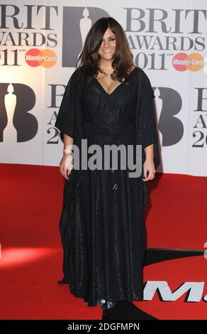 Rumer in arrivo per i 2011 Brit Awards alla O2 Arena di Londra. Foto Stock