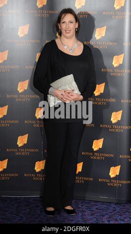 Miranda Hart arriva al Royal Television Society Awards al Grosvenor House Hotel di Londra. Foto Stock