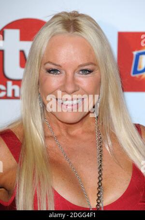 Pamela Stephenson arriva al TV Choice Awards 2011, The Savoy London. Foto Stock