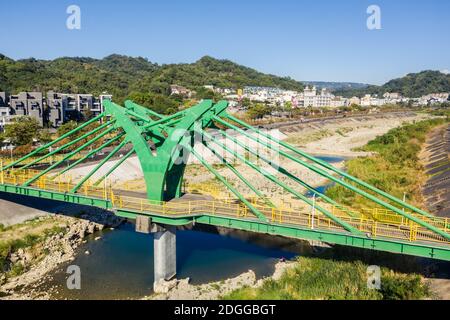 Vista aerea del moderno ponte di Taichung City Foto Stock