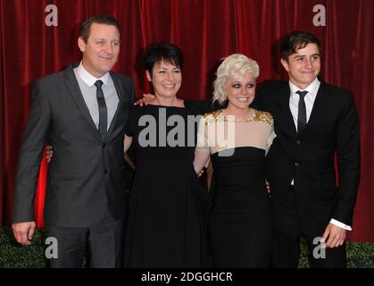 (L-R) Chris Walker, Jan Pearson, Charlie Clemmow e Nicolas Woodman arrivano per i British SOAP Awards 2012 all'ITV London Studios, South Bank, Londra. Foto Stock