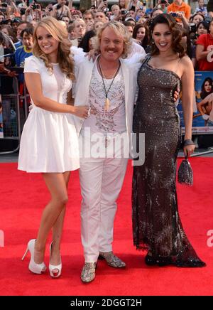 Laura Aikman, Leigh Francis aka Keith Lemon e Kelly Brook arrivano al Keith Lemon The Movie World Premiere, Odeon West End Cinema, Leicester Square, Londra. Copyright Doug Peters EMPICS intrattenimento Foto Stock